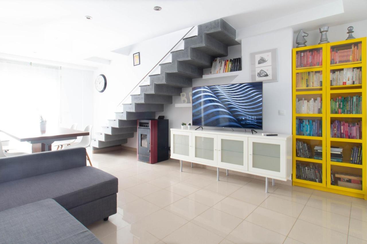 Sand Bay Beach Duplex Girona
